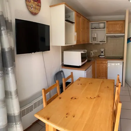 Boost Your Immo 149 / Grande Chaume Apartment